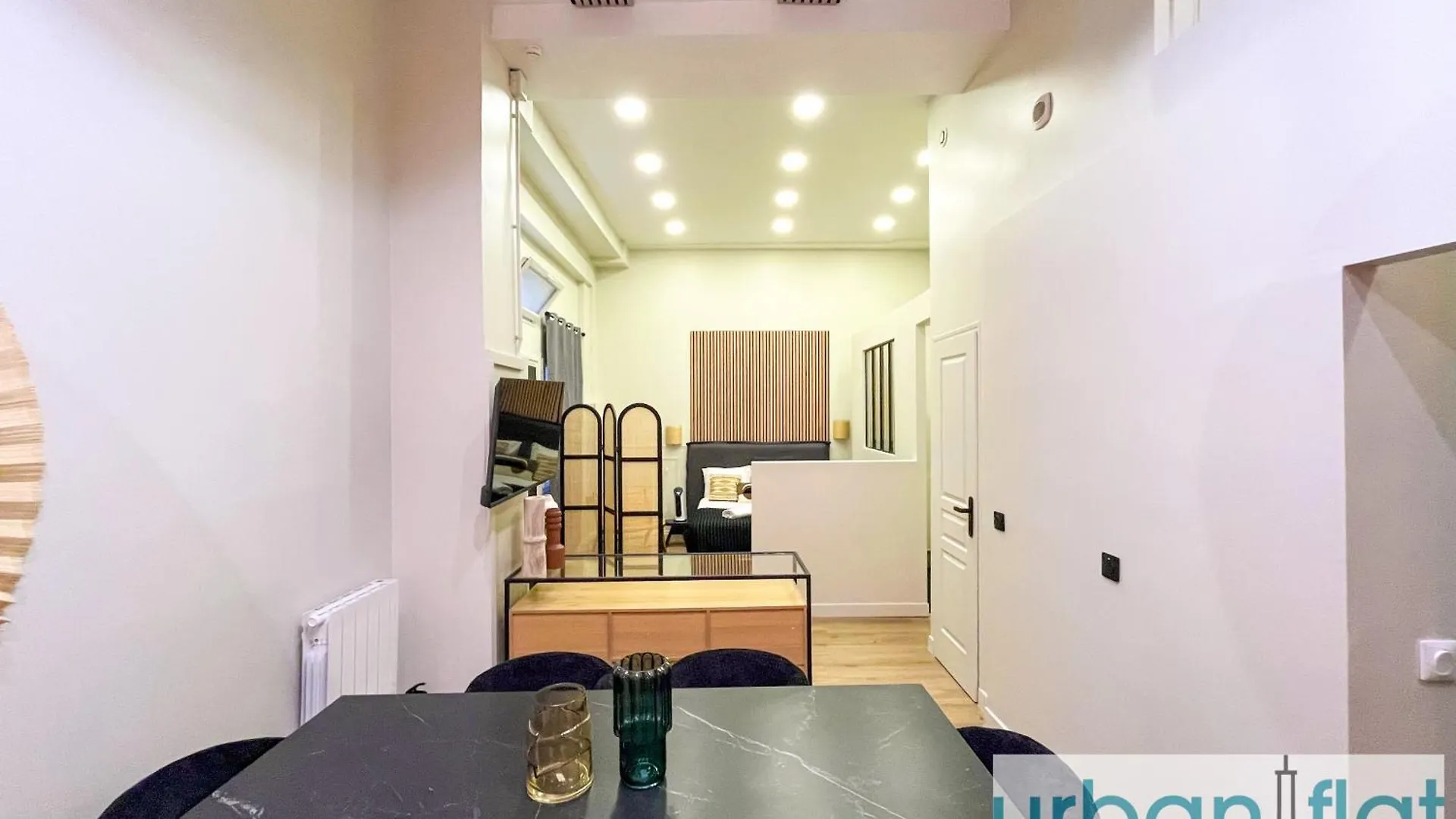 05 - Parisian Design Loft